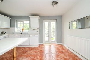 Photo 9- click for photo gallery